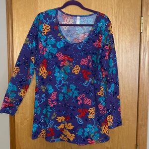 Lularoe Lynnae top